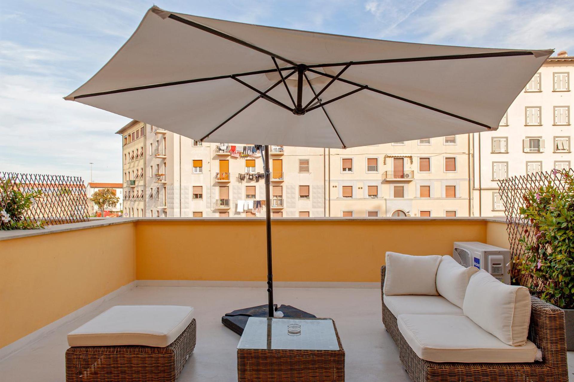 Waterfront Balcony I Grani 2 Resort Style Suite Livourne Extérieur photo